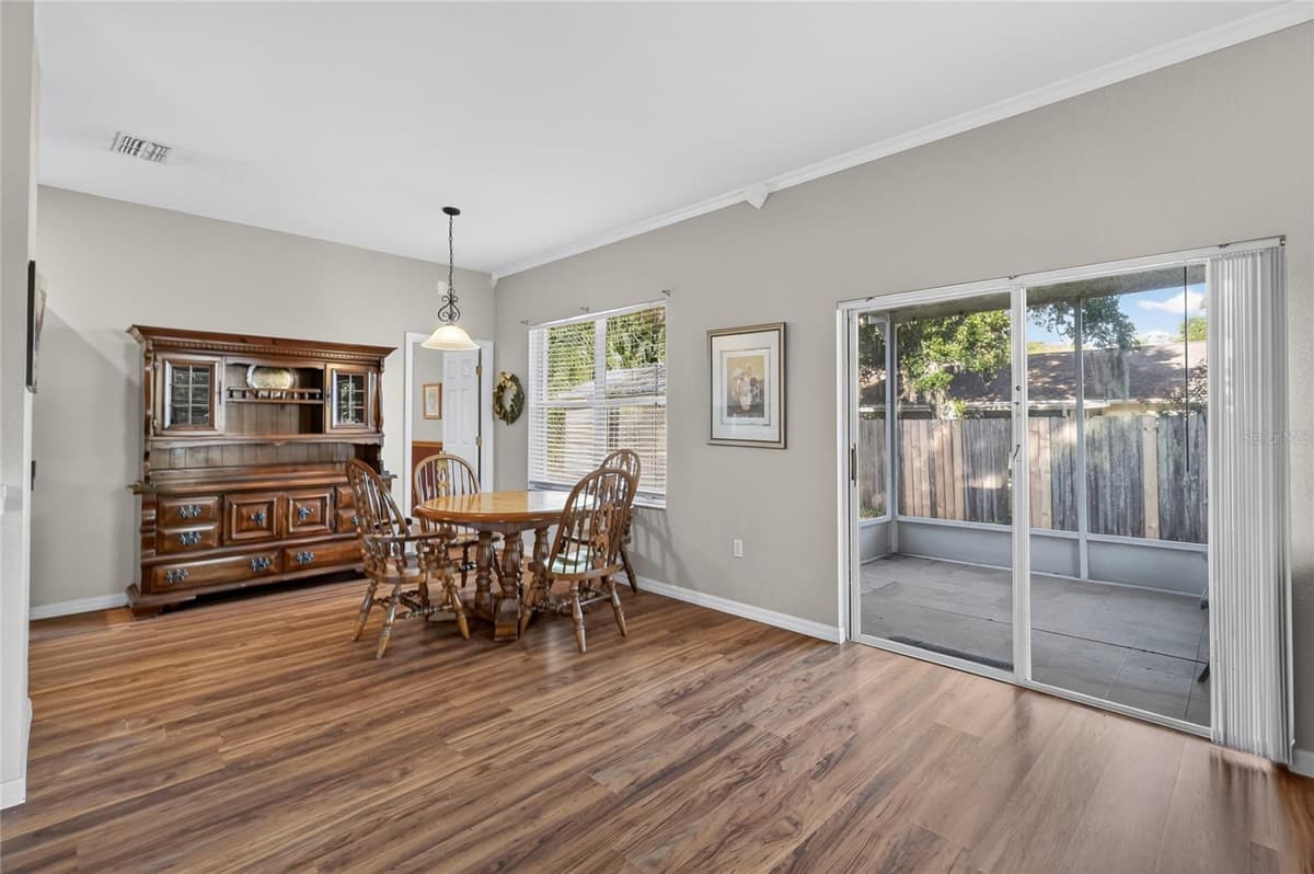 2614 SUNDANCE COURT — photo 16 of 52
