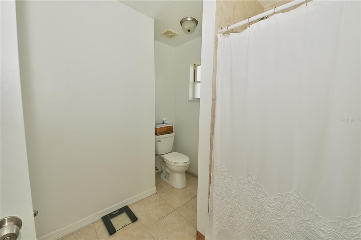 2486 ISLAND CLUB WAY — photo 24 of 44