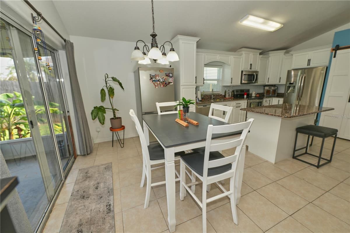 2486 ISLAND CLUB WAY — photo 18 of 44