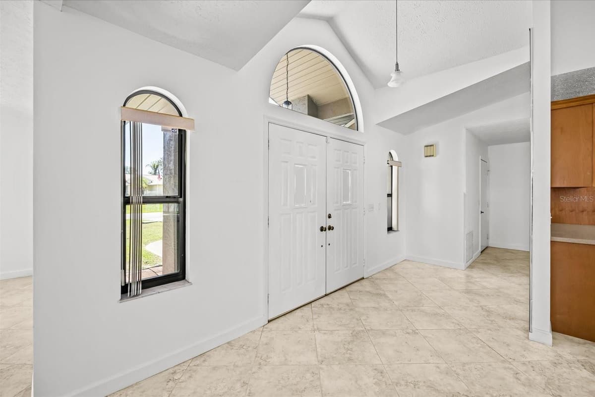 2126 TRENTON LANE — photo 49 of 53