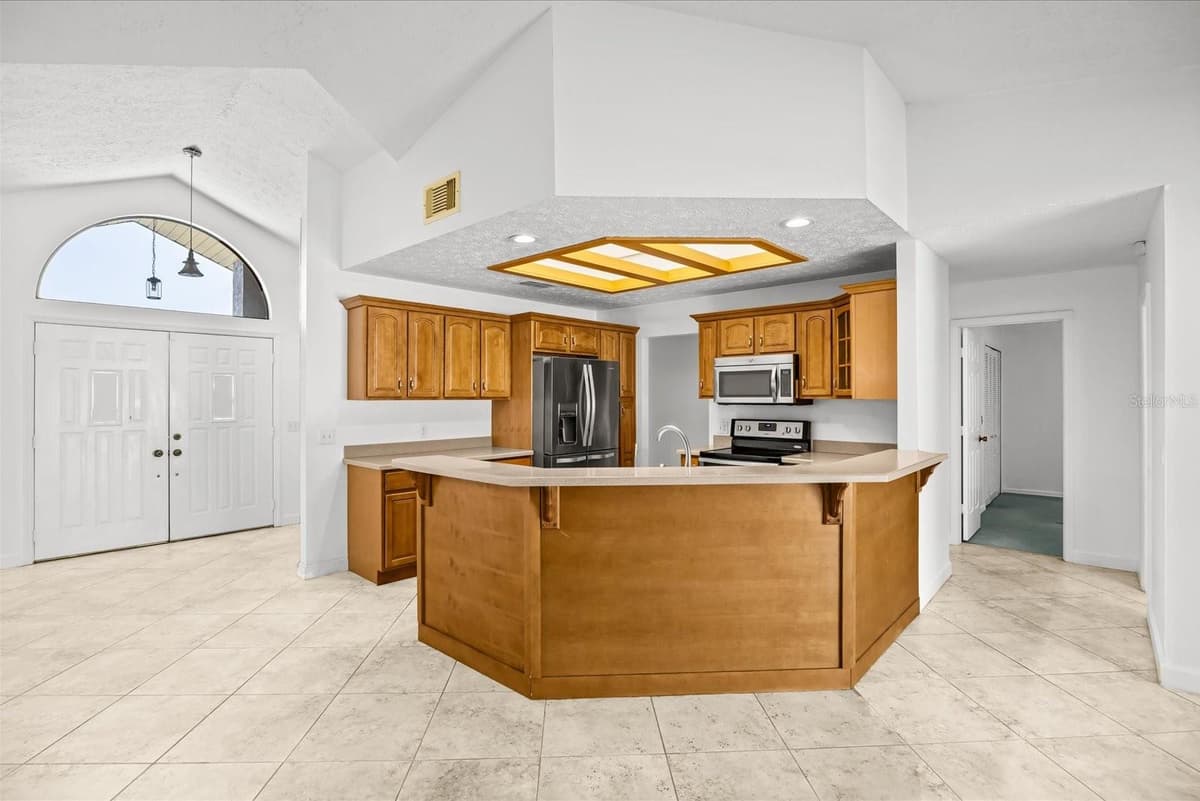 2126 TRENTON LANE — photo 44 of 53