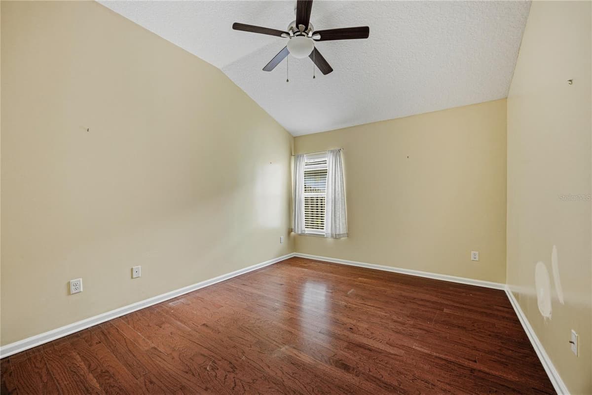 4931 81ST AVENUE — photo 30 of 34