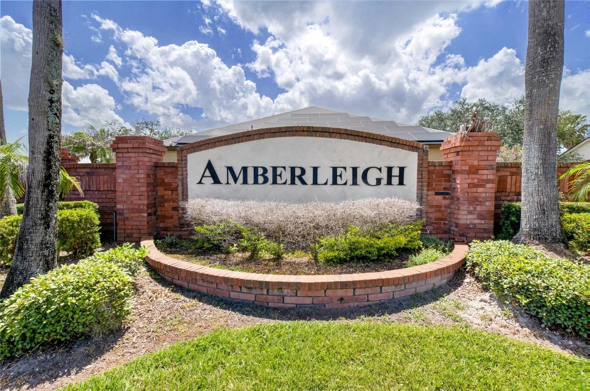 353 LAKE AMBERLEIGH DRIVE — photo 42 of 46