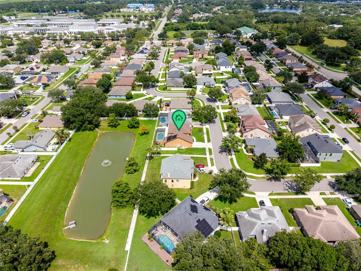 353 LAKE AMBERLEIGH DRIVE — photo 40 of 46