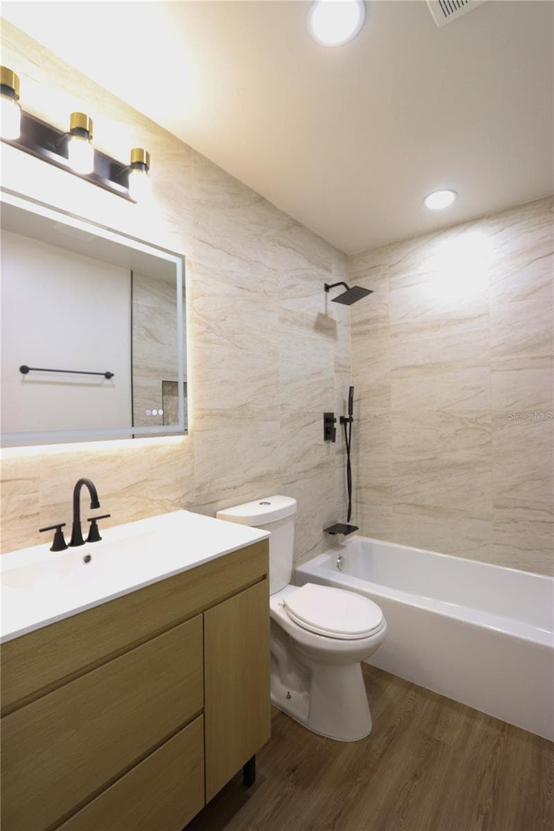 812 PARK LAKE CIRCLE — photo 31 of 56