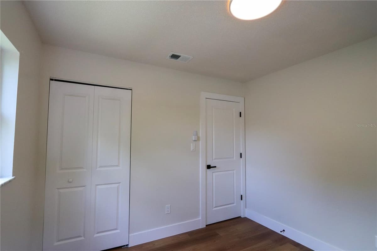 812 PARK LAKE CIRCLE — photo 39 of 56