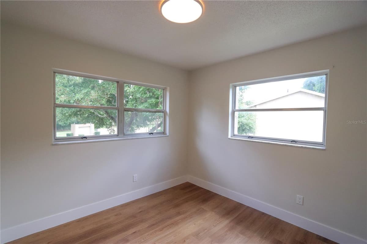 812 PARK LAKE CIRCLE — photo 35 of 56