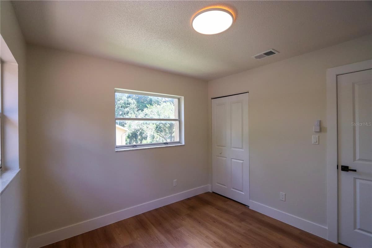 812 PARK LAKE CIRCLE — photo 38 of 56