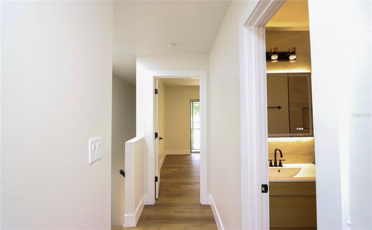 812 PARK LAKE CIRCLE — photo 30 of 56