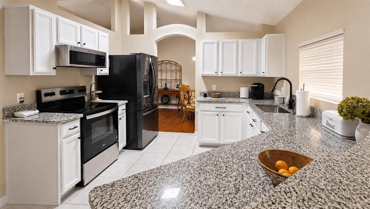 897 VERCELLI STREET — photo 8 of 24