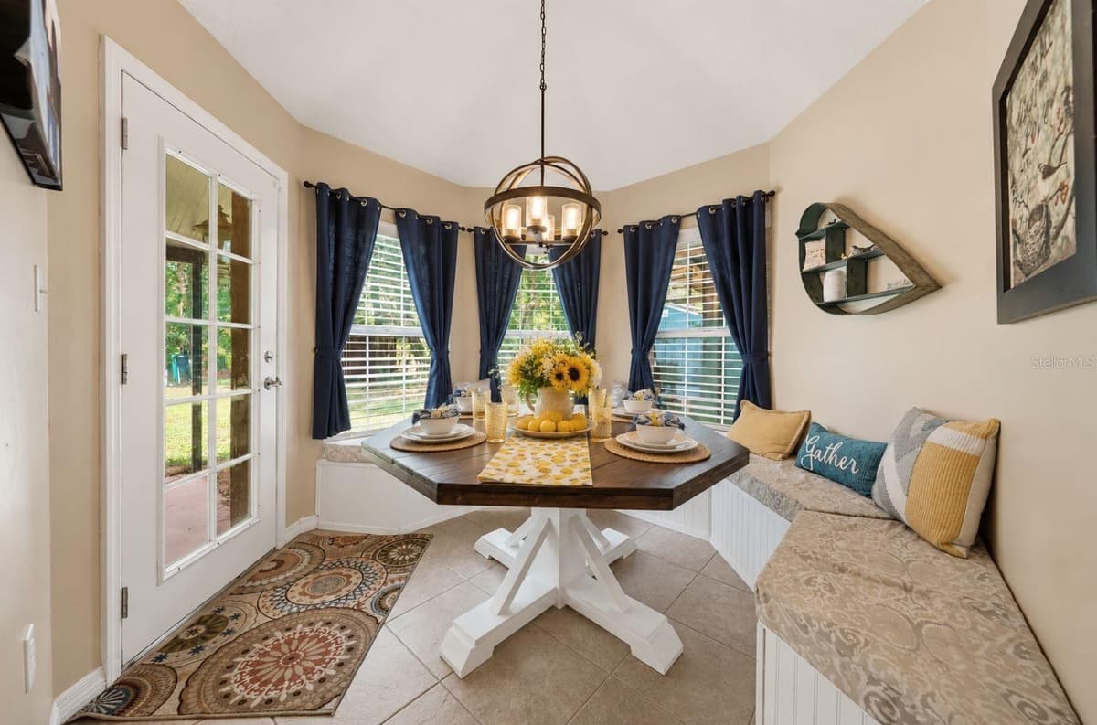 44131 PARKWAY LANE — photo 15 of 51