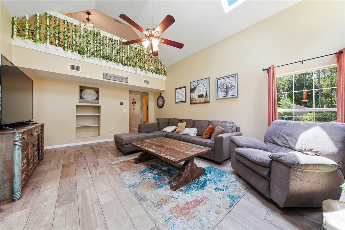 44131 PARKWAY LANE — photo 7 of 51