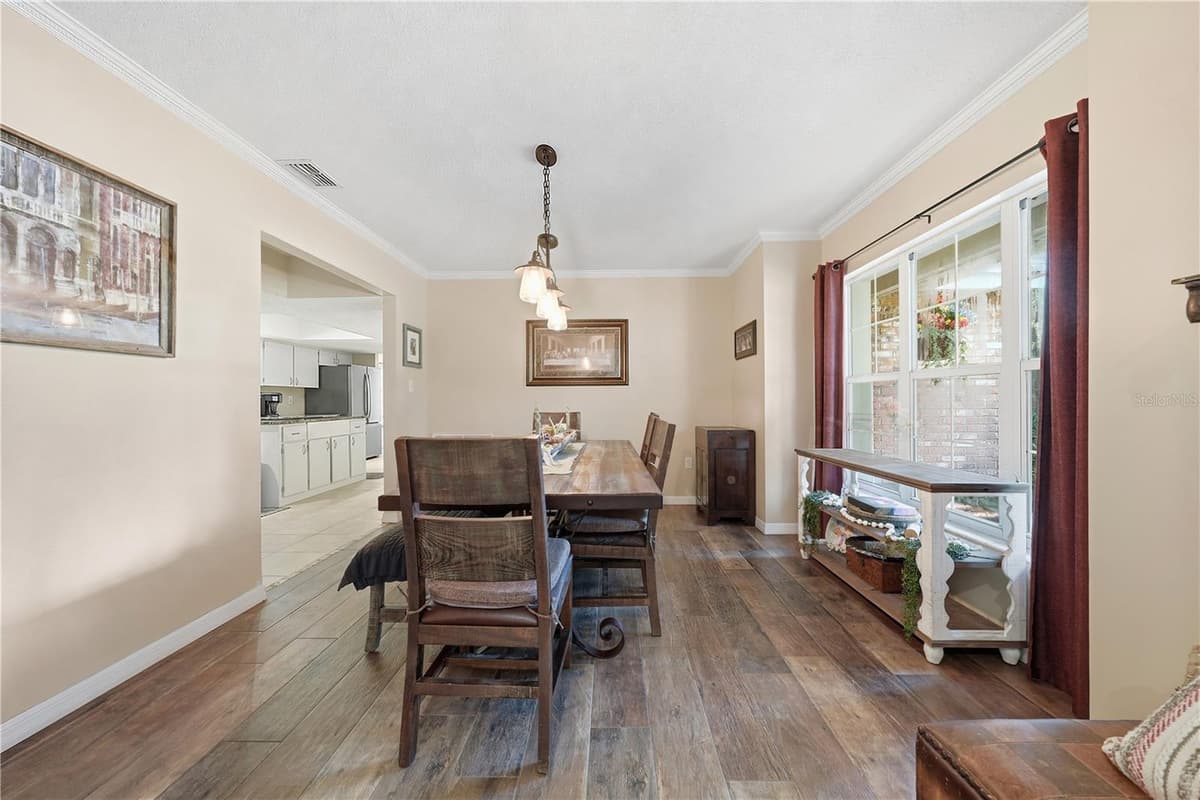 44131 PARKWAY LANE — photo 10 of 51
