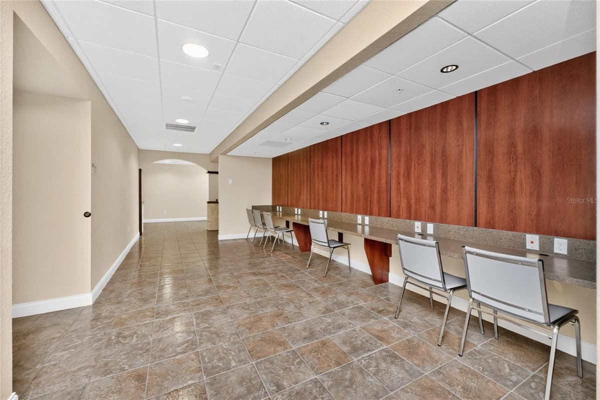 5900 PAN AMERICAN BOULEVARD — photo 49 of 81