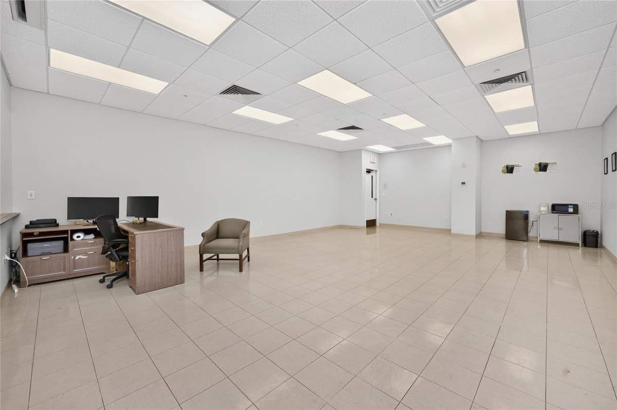 5900 PAN AMERICAN BOULEVARD — photo 59 of 81