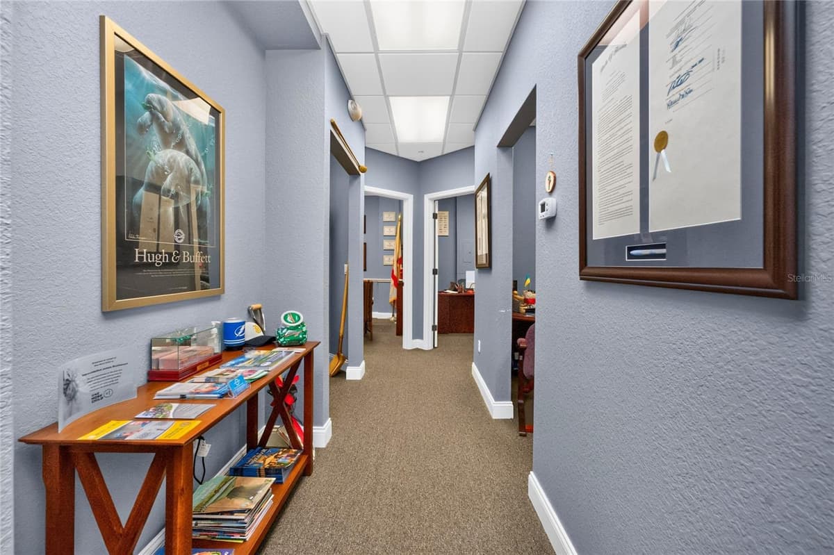 5900 PAN AMERICAN BOULEVARD — photo 13 of 81