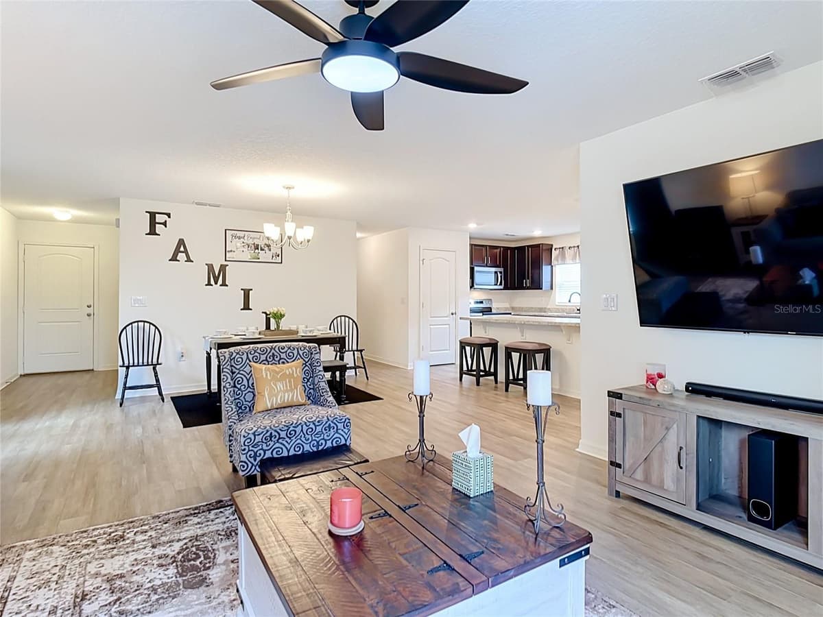 386 PRESERVE POINTE BOULEVARD — photo 13 of 45