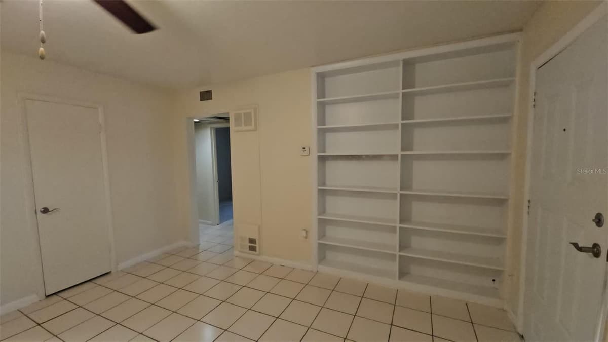 21299 COULTON AVENUE — photo 3 of 20