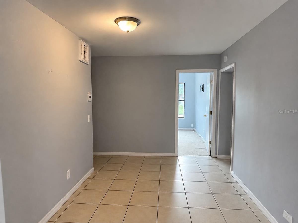 1519 LYNN AVENUE — photo 11 of 19