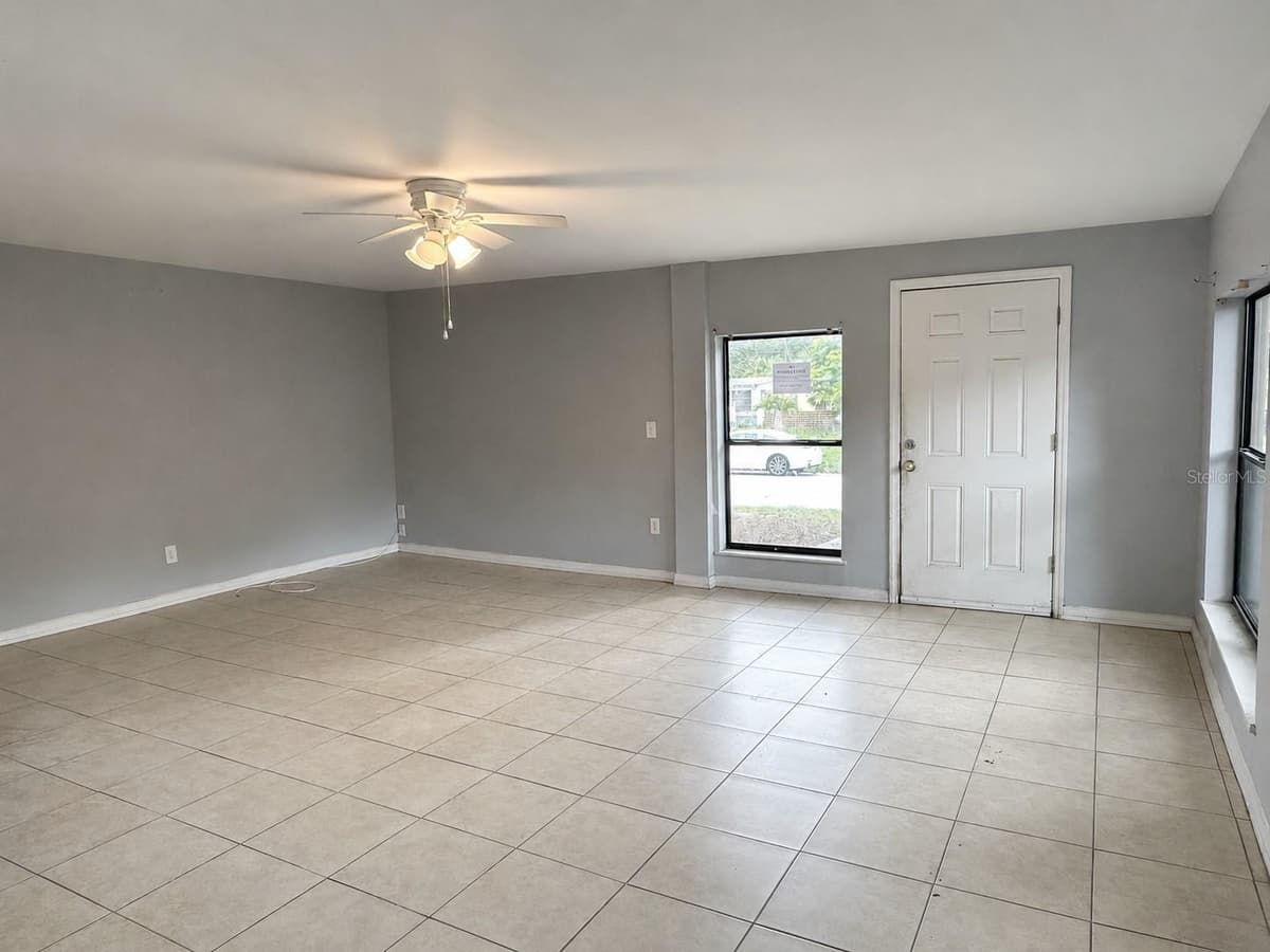 1519 LYNN AVENUE — photo 4 of 19