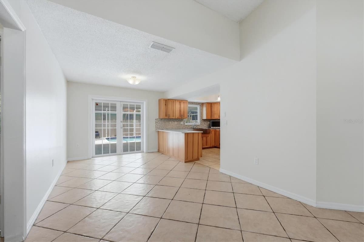 4089 KING RICHARD DRIVE — photo 17 of 32
