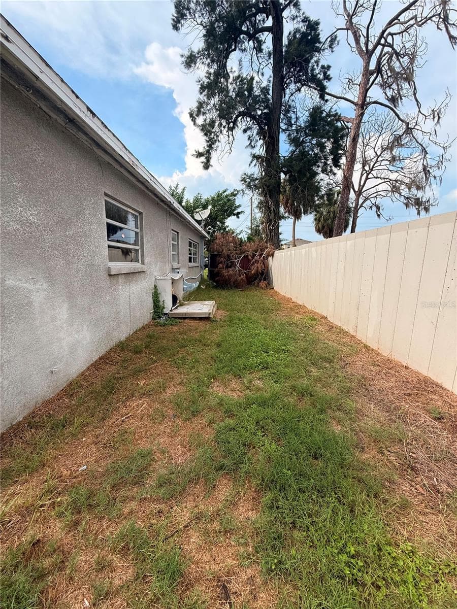 806 SHELL POINT ROAD — photo 4 of 14