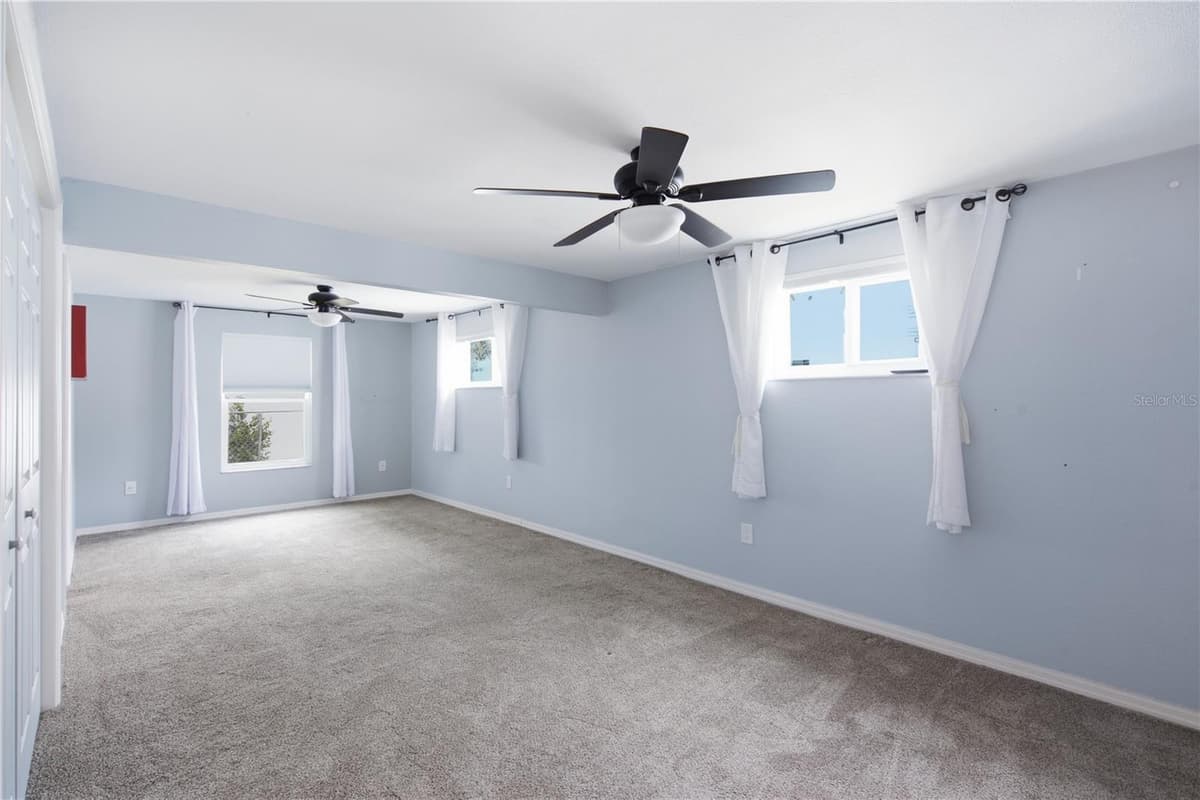 6345 PATELLA AVENUE — photo 18 of 44