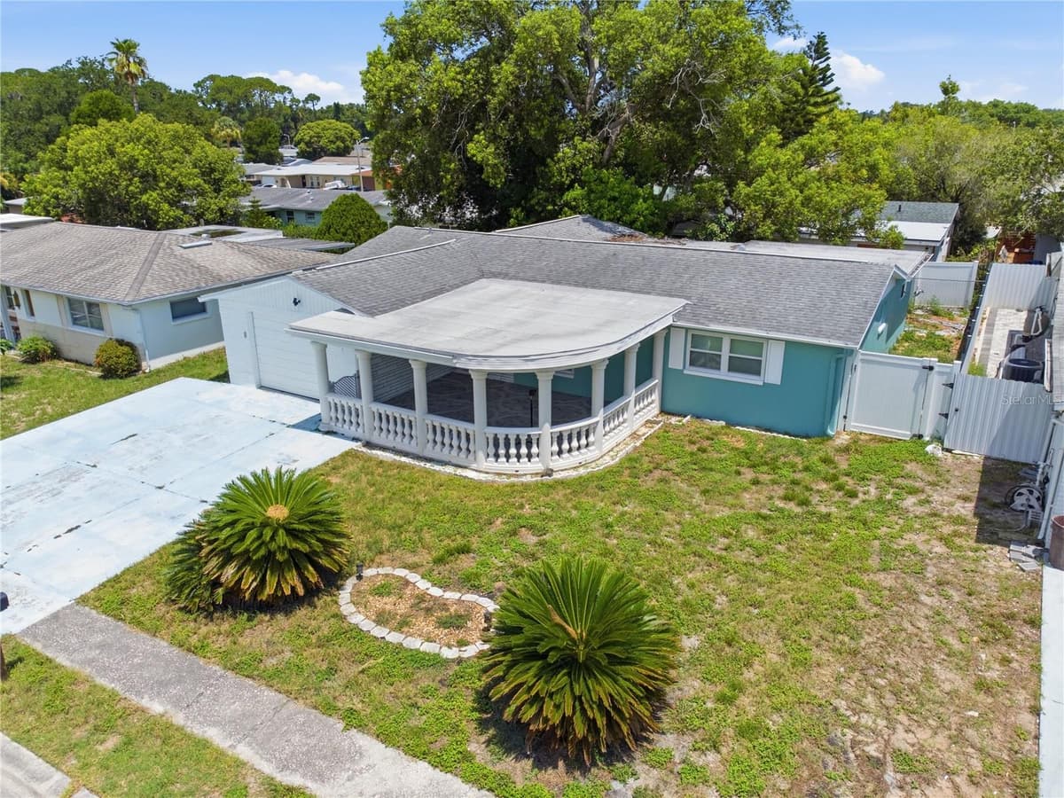 6345 PATELLA AVENUE — photo 36 of 44