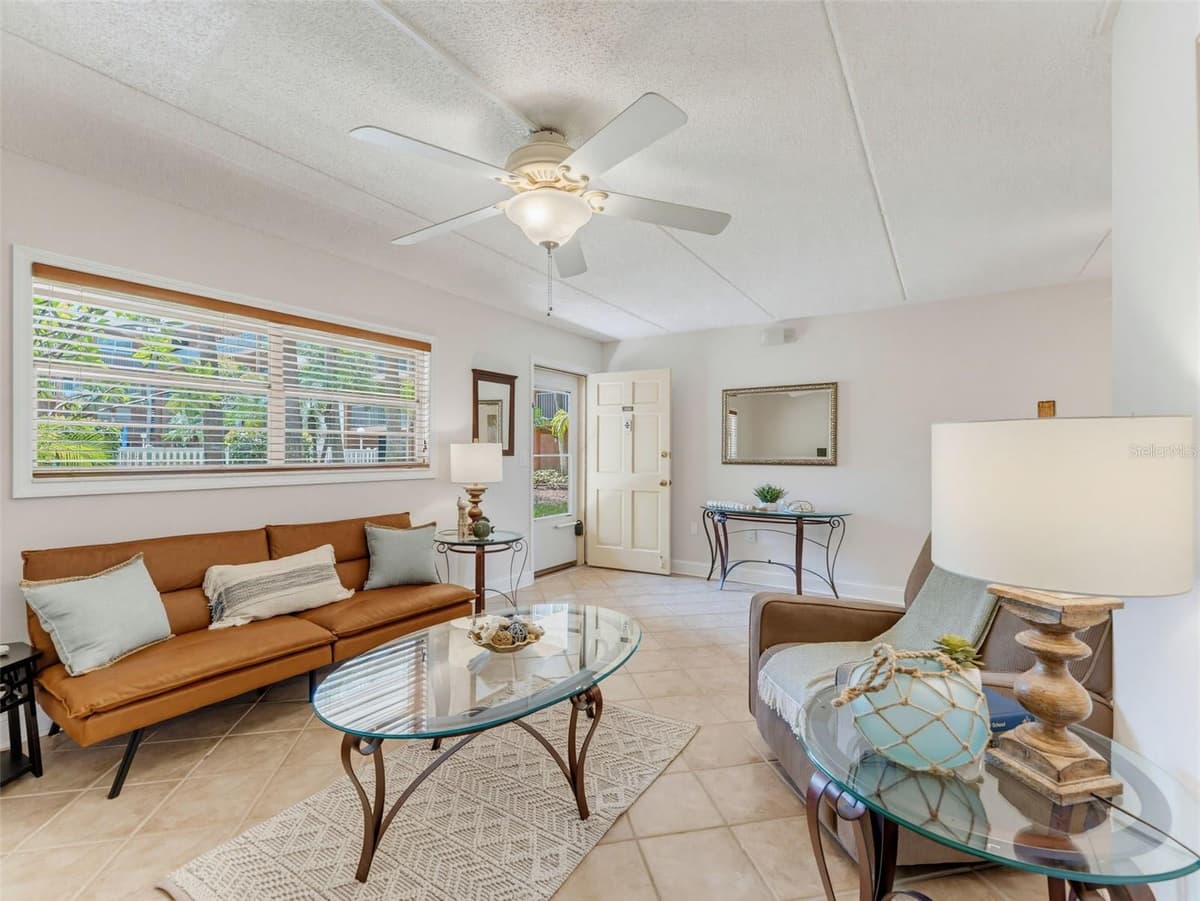 12760 INDIAN ROCKS ROAD — photo 8 of 53
