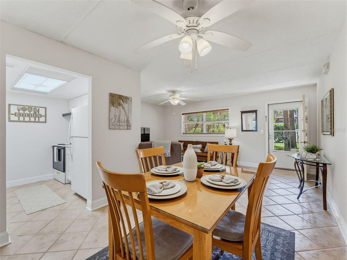 12760 INDIAN ROCKS ROAD — photo 9 of 53