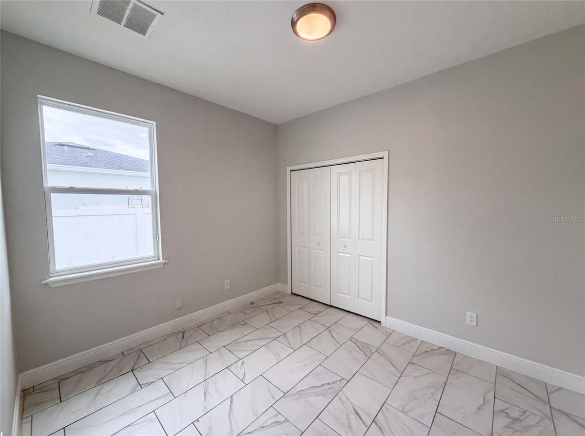 1140 BANCROFT STREET — photo 11 of 13