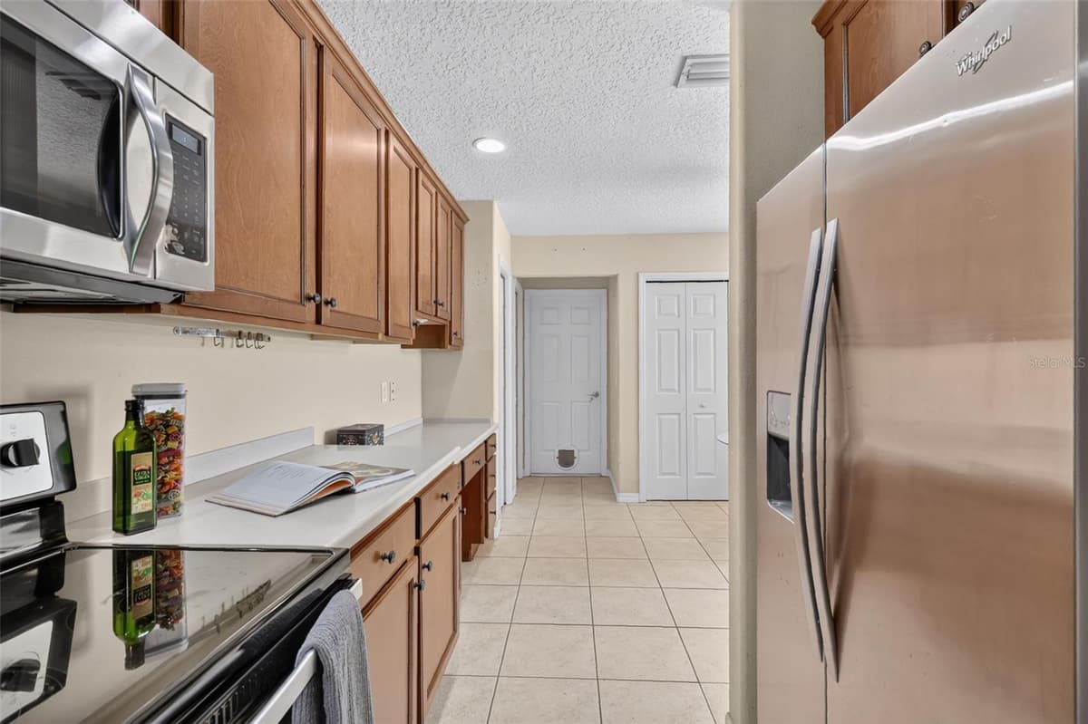 2214 CYPRESS COVE DRIVE — photo 16 of 35