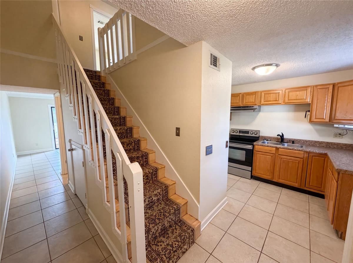 22707 WATERSEDGE BOULEVARD — photo 8 of 23
