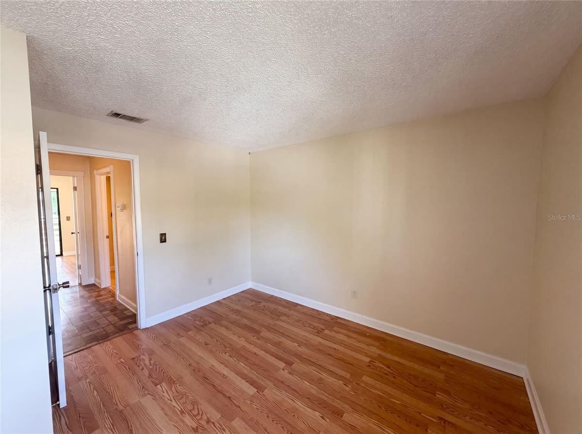 22707 WATERSEDGE BOULEVARD — photo 12 of 23