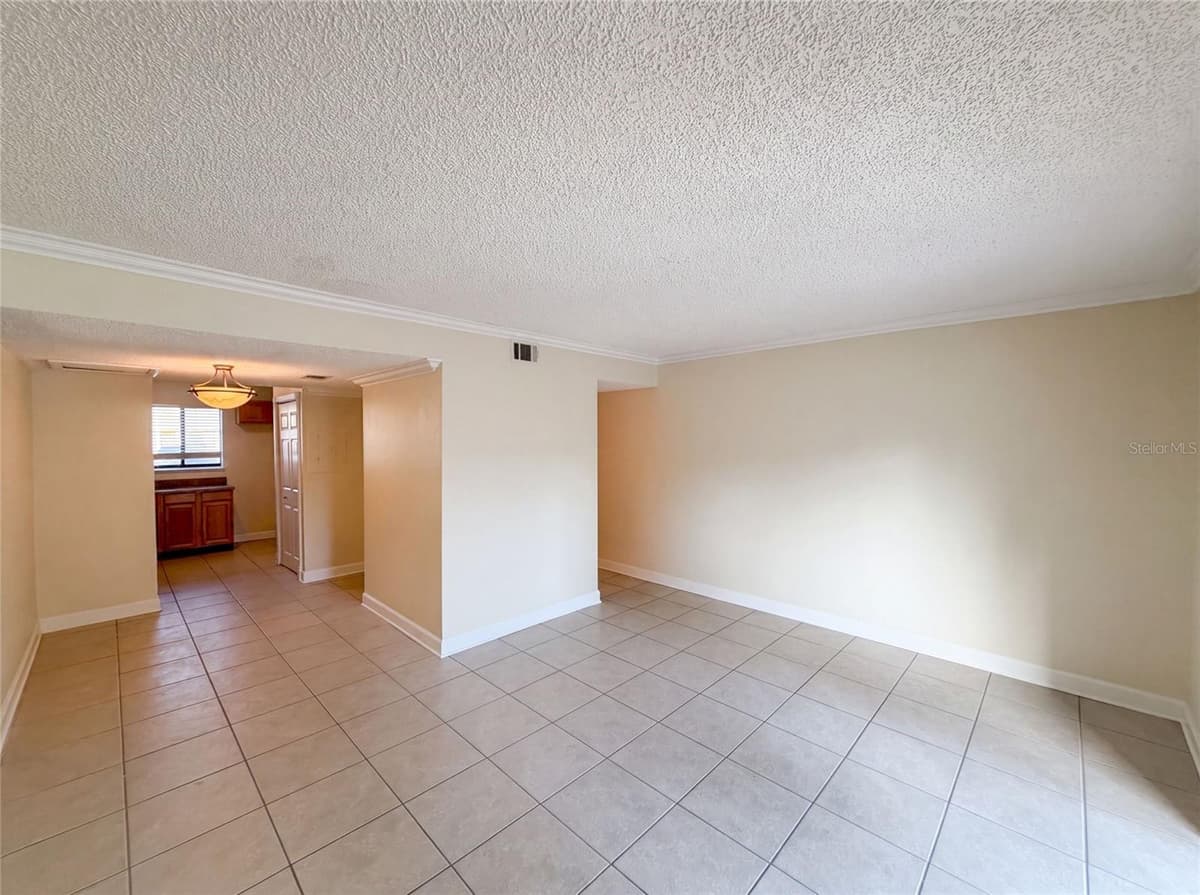 22707 WATERSEDGE BOULEVARD — photo 6 of 23