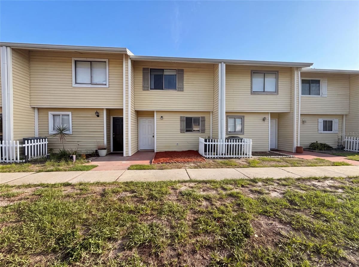22707 WATERSEDGE BOULEVARD — photo 1 of 23