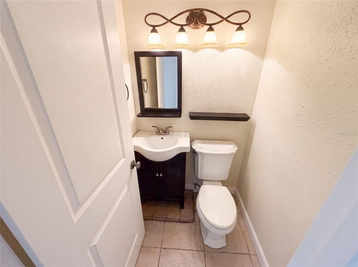 22707 WATERSEDGE BOULEVARD — photo 15 of 23