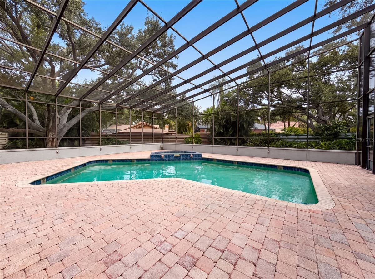 1675 LANDINGS LANE — photo 10 of 64