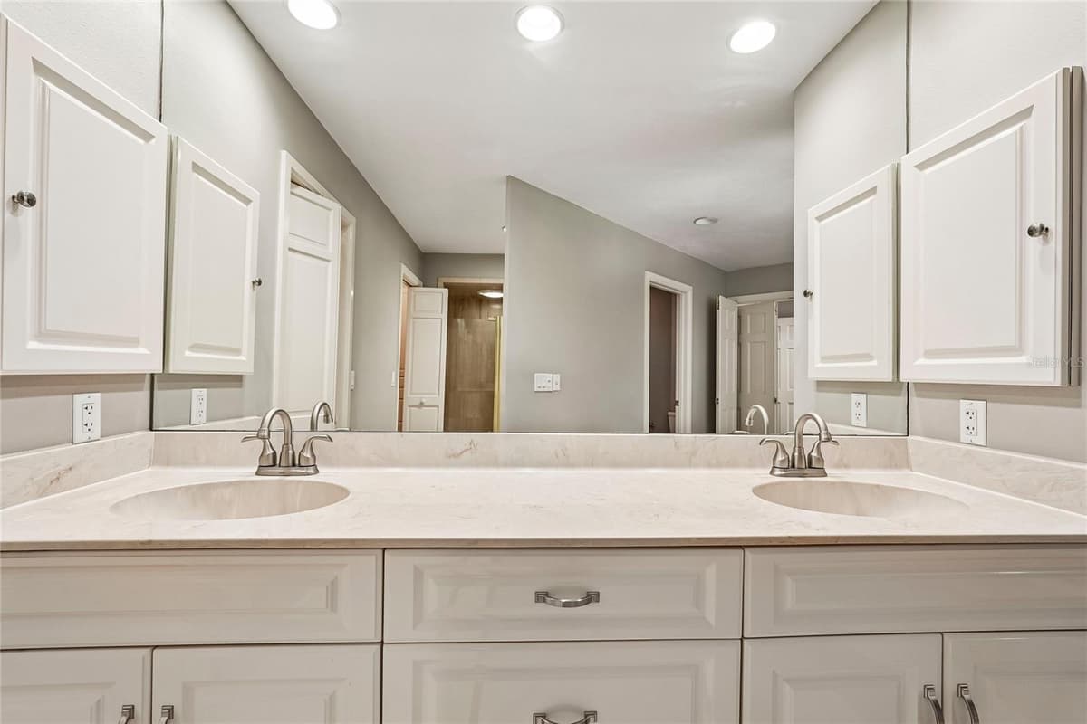 1675 LANDINGS LANE — photo 50 of 64