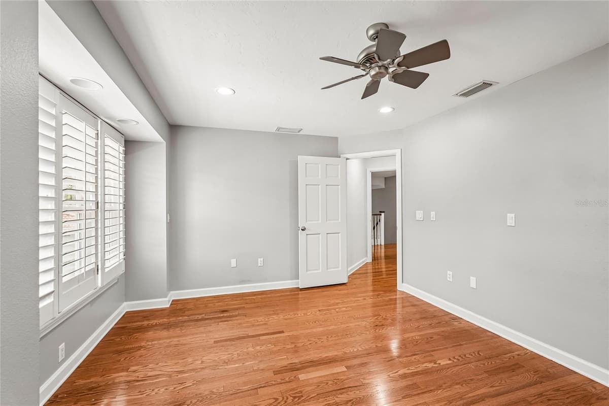 1675 LANDINGS LANE — photo 16 of 64