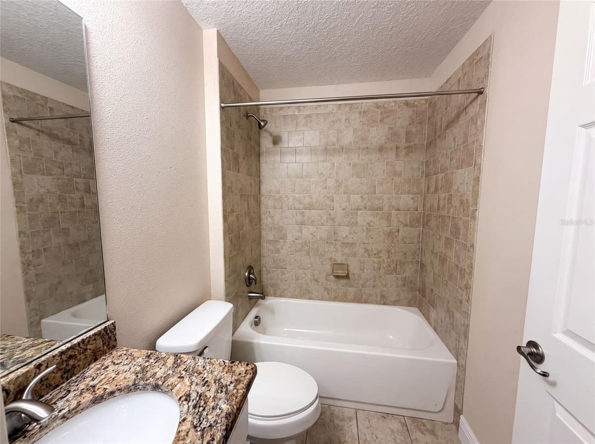 33137 IRONGATE DRIVE — photo 16 of 22