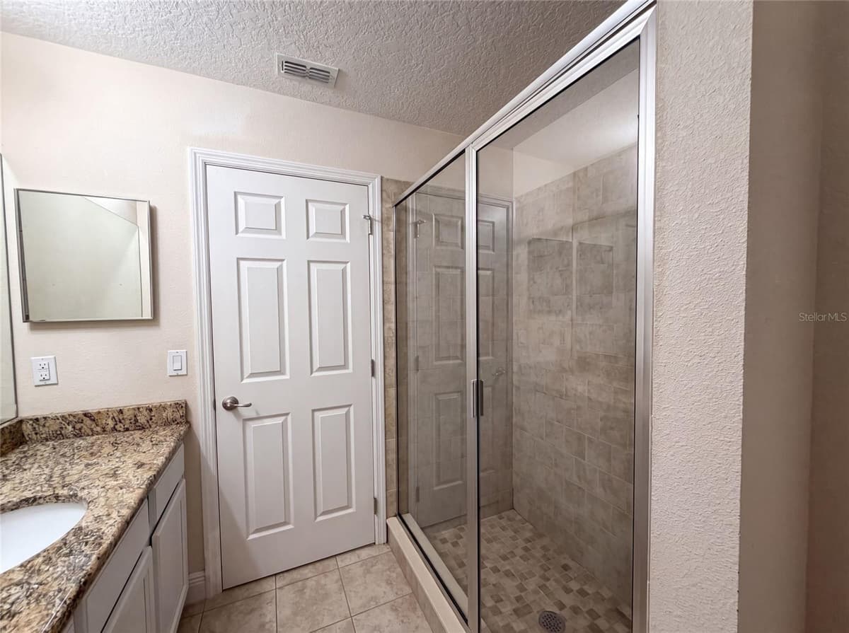 33137 IRONGATE DRIVE — photo 19 of 22