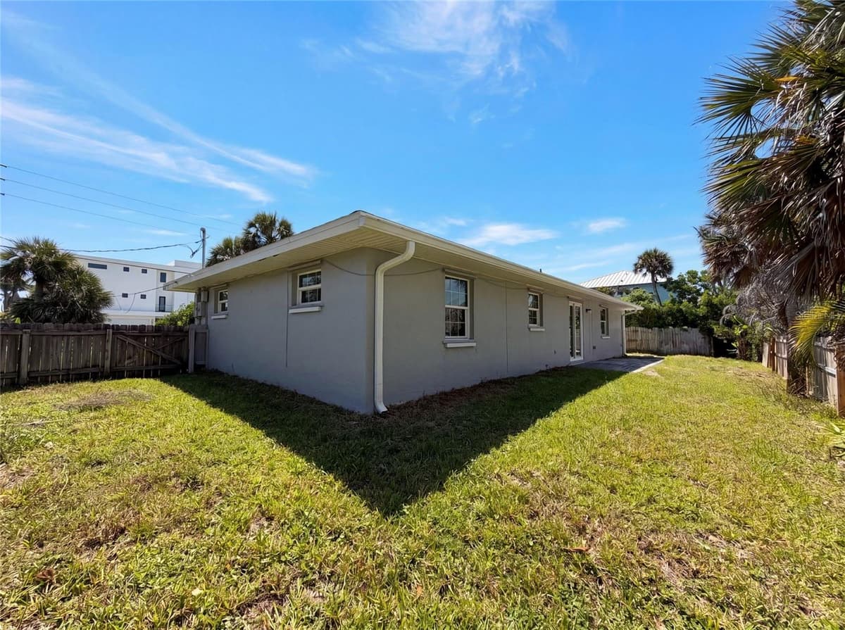 7820 HIGHWAY A1A — photo 5 of 27