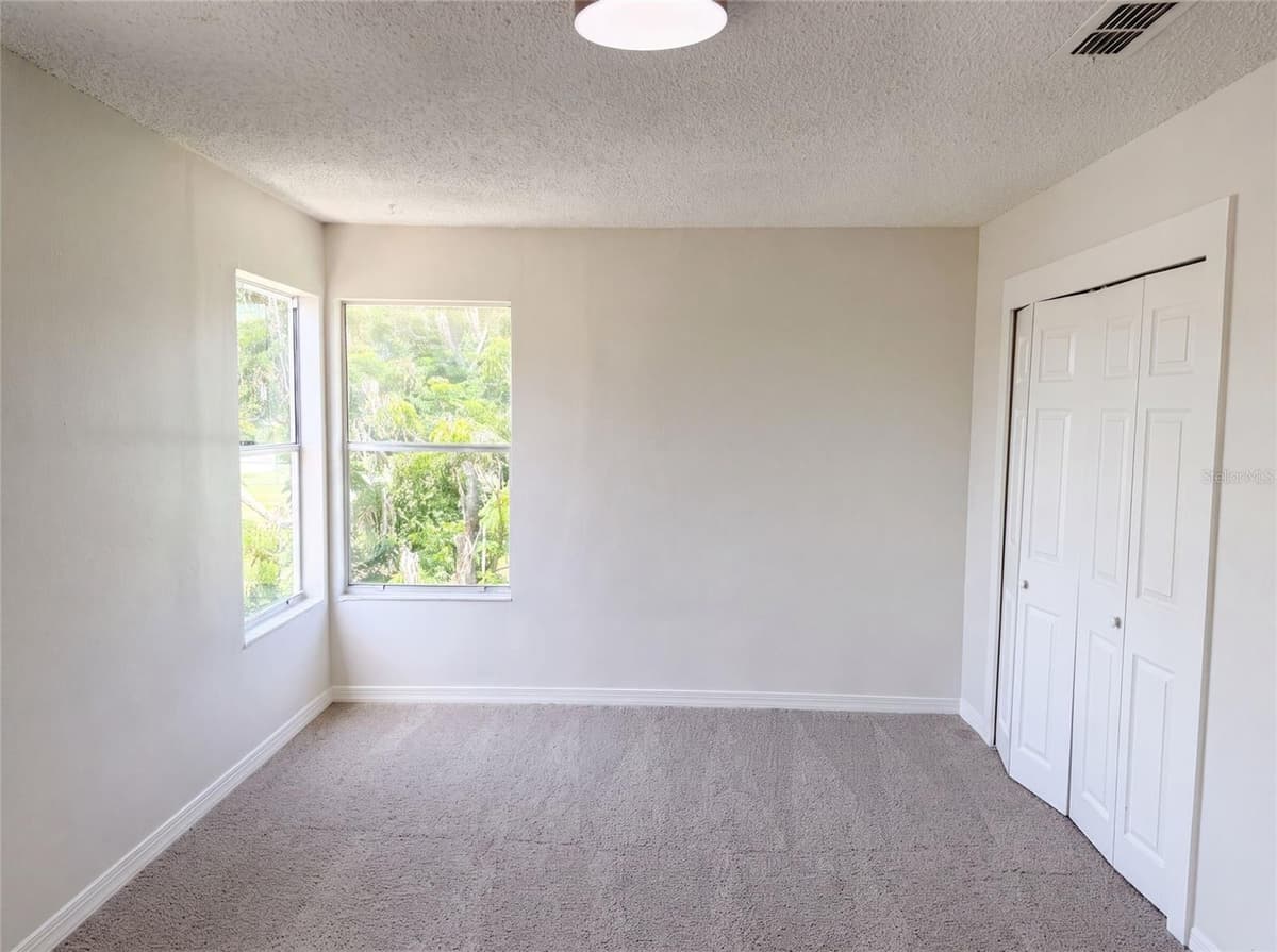 1030 MARTIN BOULEVARD — photo 16 of 30