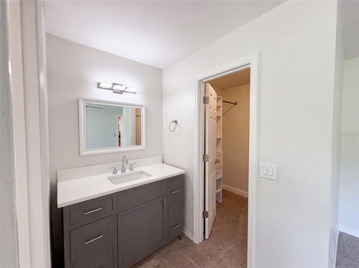 1030 MARTIN BOULEVARD — photo 13 of 30