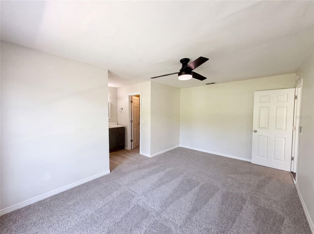 1030 MARTIN BOULEVARD — photo 12 of 30