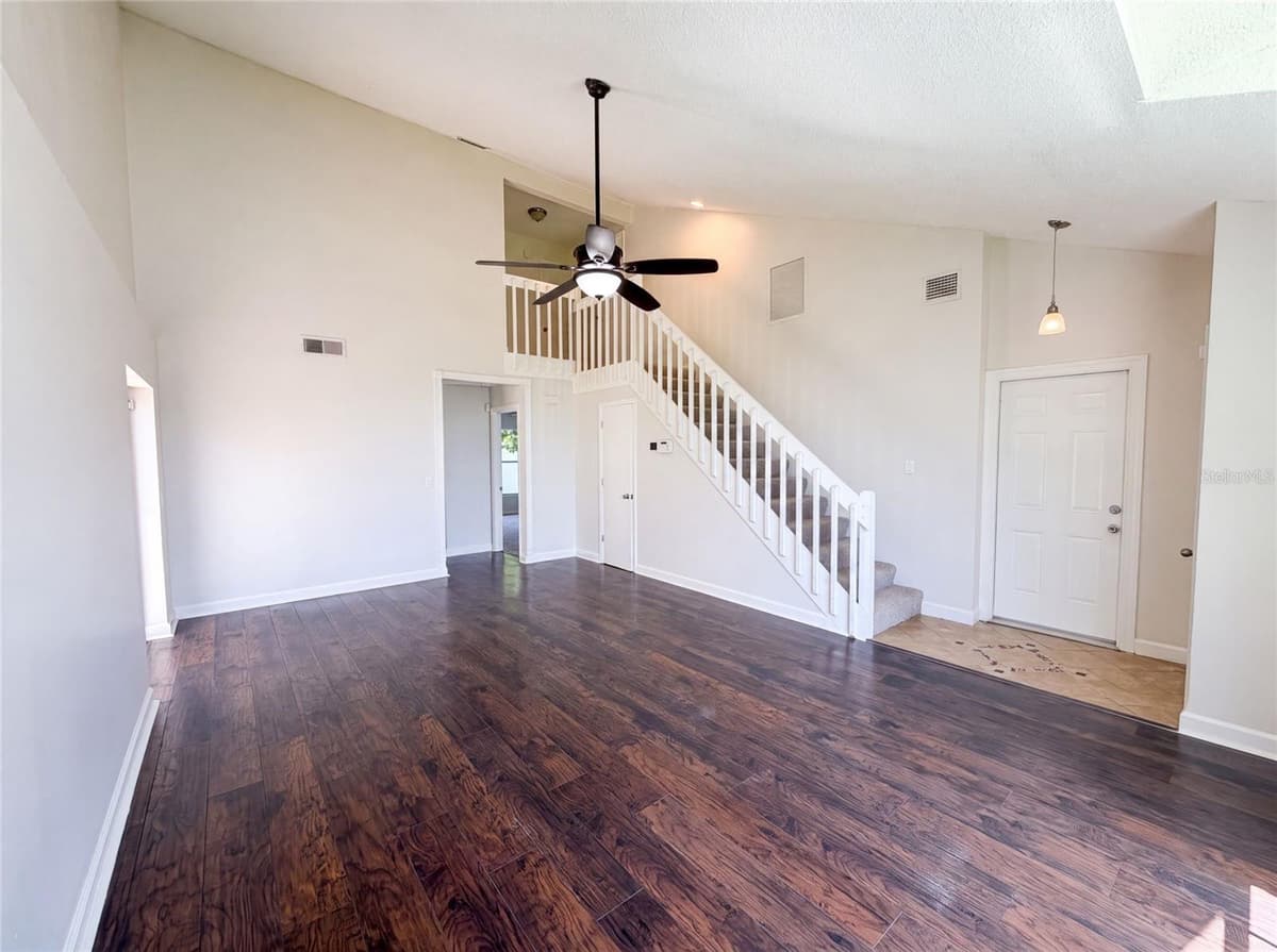 1030 MARTIN BOULEVARD — photo 6 of 30