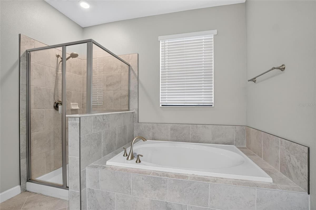9930 IVORY DRIVE — photo 31 of 39