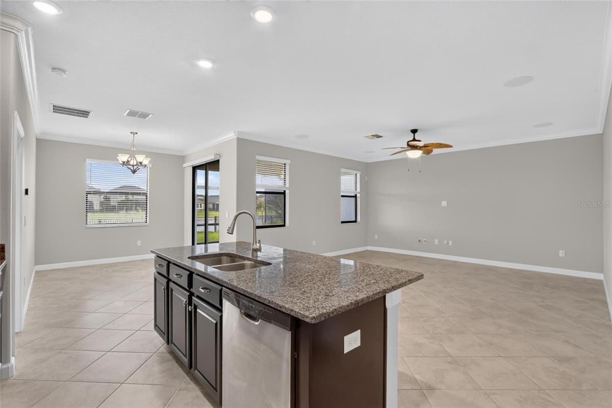 9930 IVORY DRIVE — photo 18 of 39