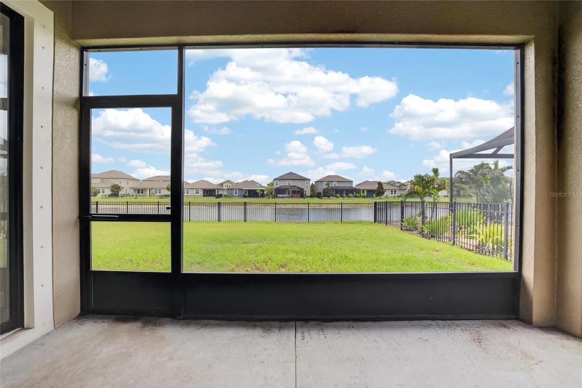 9930 IVORY DRIVE — photo 36 of 39
